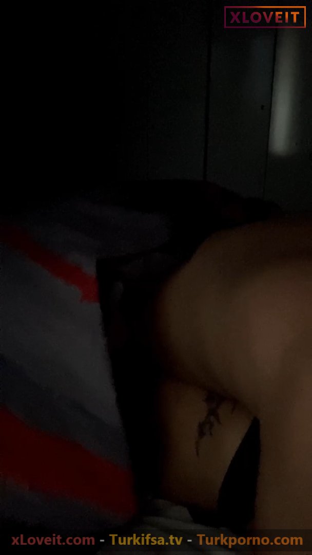 Xanxiety Porno Soluk soluğa yorganın altında sikildi
